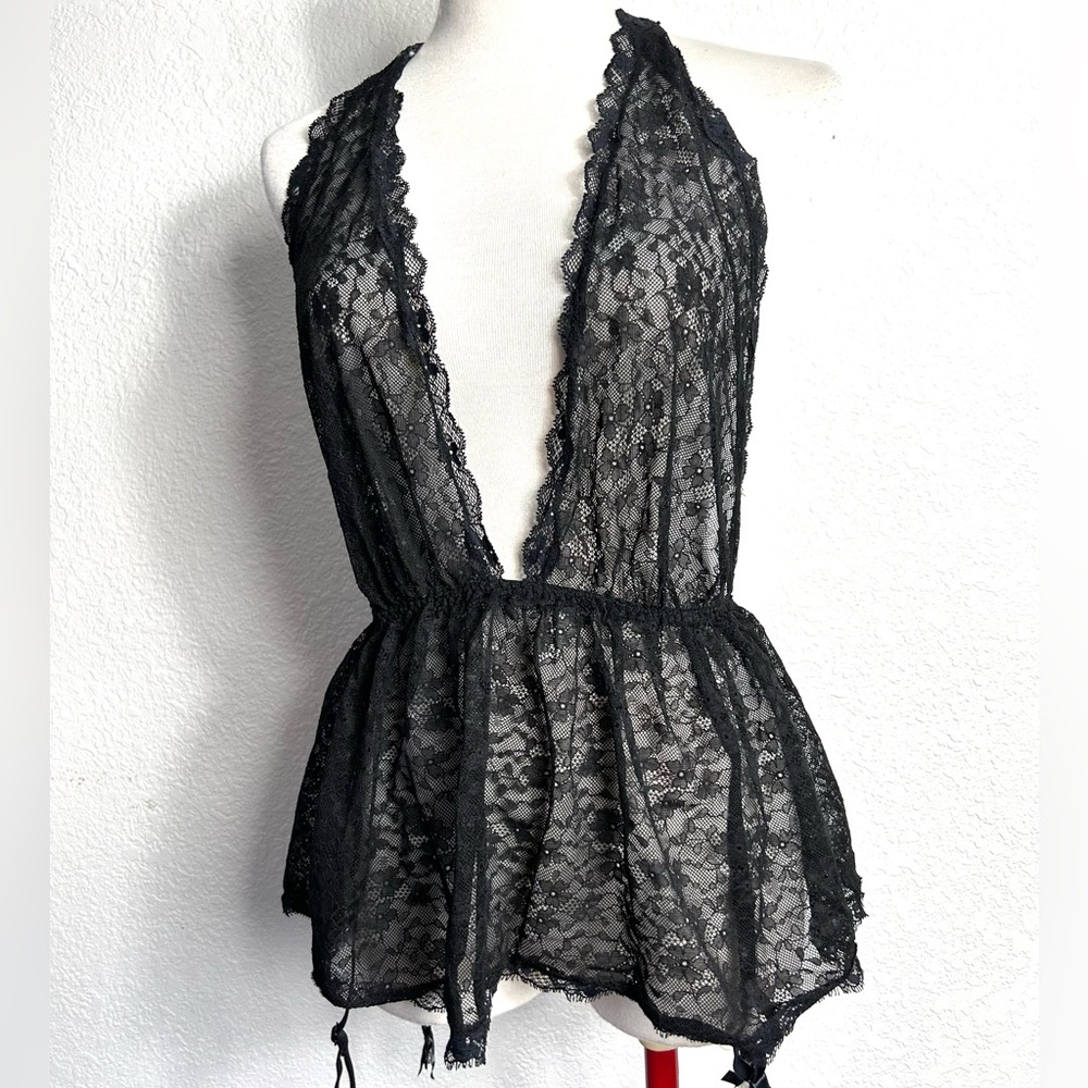 Lingerie Garter Belt Bundle! Victoria’s Secret Size M/L